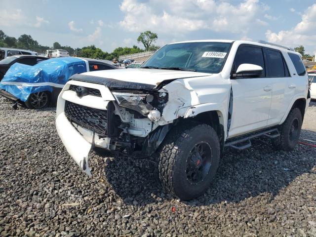 Vin: jtezu5jr6h5153028, lot: 61990585, toyota 4runner sr5 2017 img_1