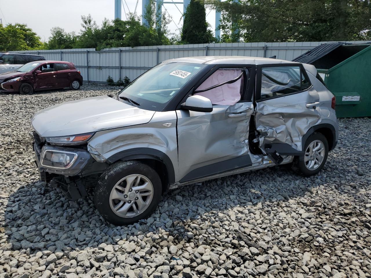 HYUNDAI VENUE SE