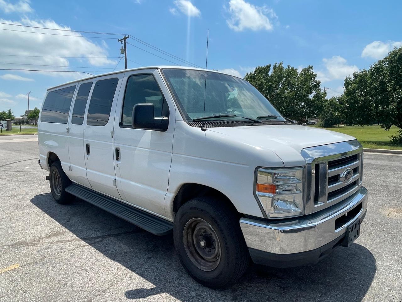 FORD ECONOLINE E350 SUPER DUTY WAGON