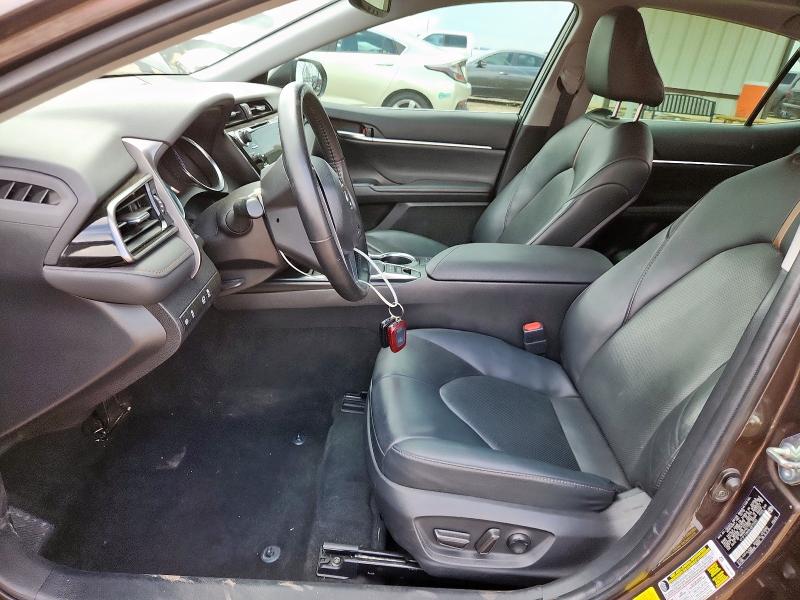 2020 TOYOTA CAMRY XLE - 4T1F11AK8LU915393