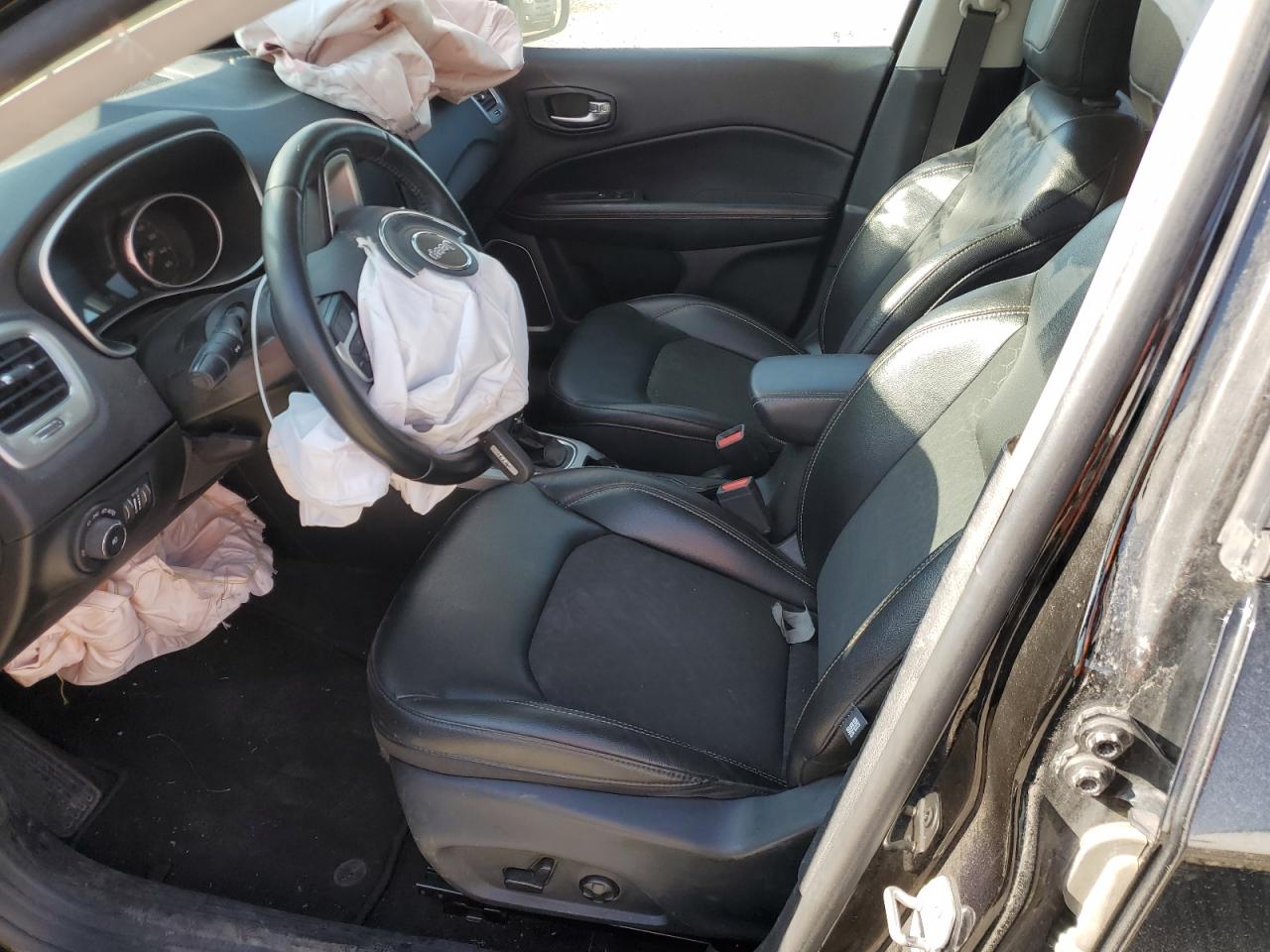 JEEP COMPASS LATITUDE