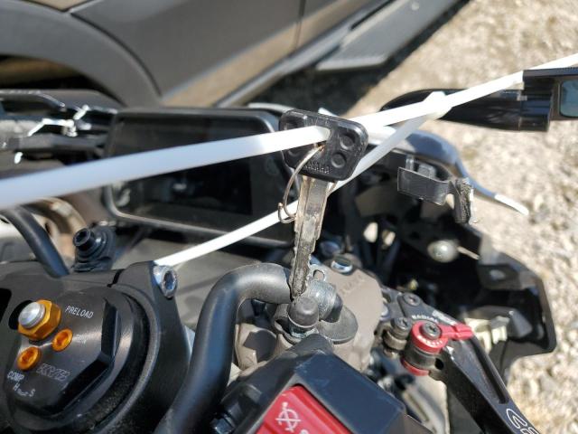 2021 YAMAHA YZFR1 JYARN66E7MA001527