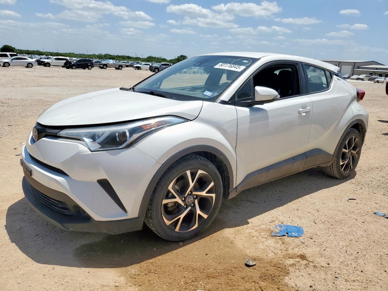 TOYOTA C-HR XLE