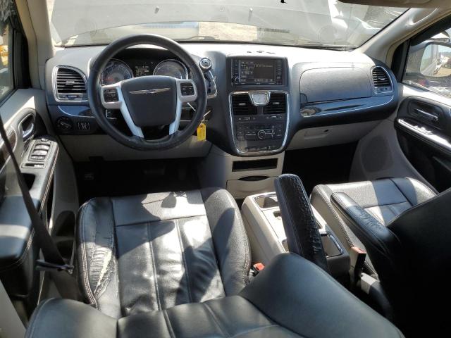 2015 CHRYSLER TOWN & COU 2C4RC1BG0FR655384