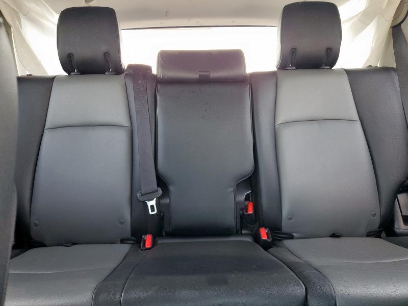 2022 TOYOTA 4RUNNER SR JTEFU5JR6N5256190