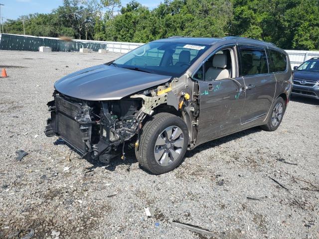 Vin: 2c4rc1n73jr183492, lot: 61833135, chrysler pacifica hybrid limited 2018 img_1