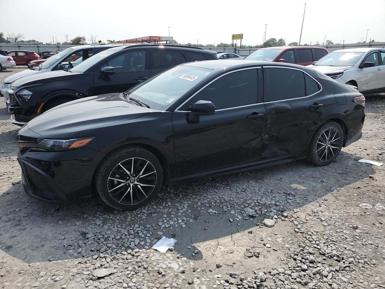 TOYOTA CAMRY SE