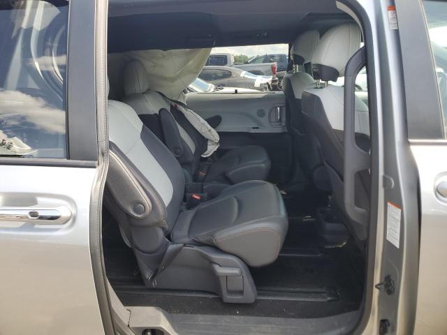 2021 TOYOTA SIENNA XSE 5TDXRKECXMS020312