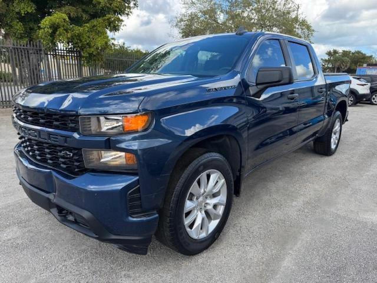 CHEVROLET SILVERADO C1500 CUSTOM