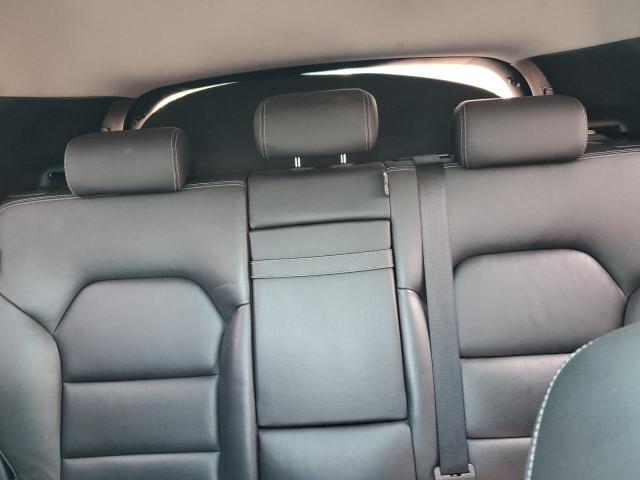 2017 INFINITI QX30 BASE SJKCH5CR8HA025048