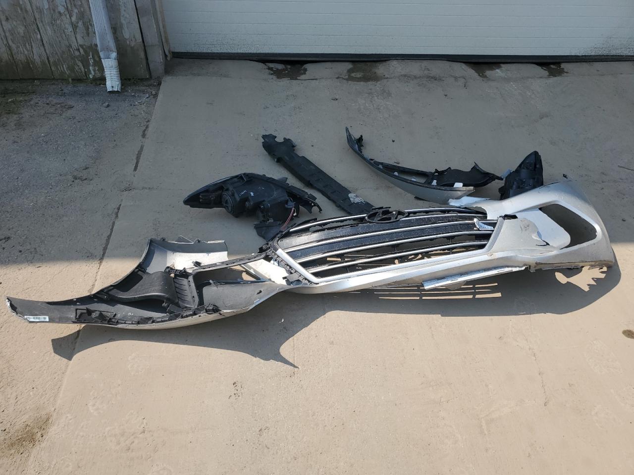 Lot #3310412006 2018 HYUNDAI ELANTRA SE