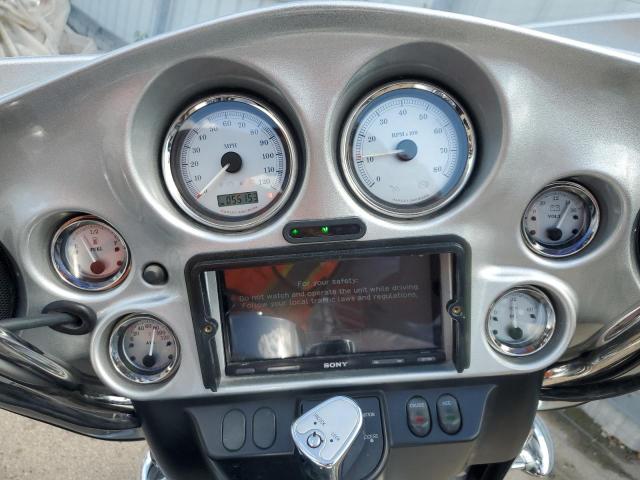 2010 HARLEY-DAVIDSON FLHX 1HD1KB418AB603702