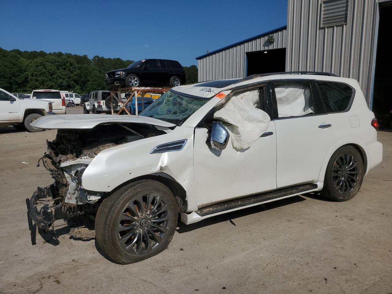 NISSAN ARMADA PLATINUM