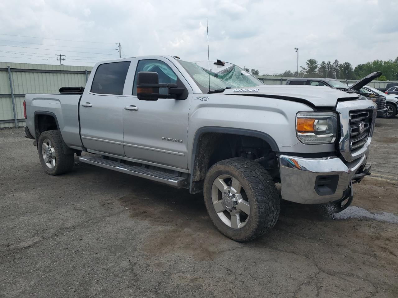 GMC SIERRA K2500 SLE