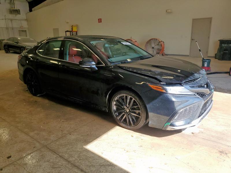 Vin: 4t1k61ak1nu032741, lot: 61877845, toyota camry xse 20224