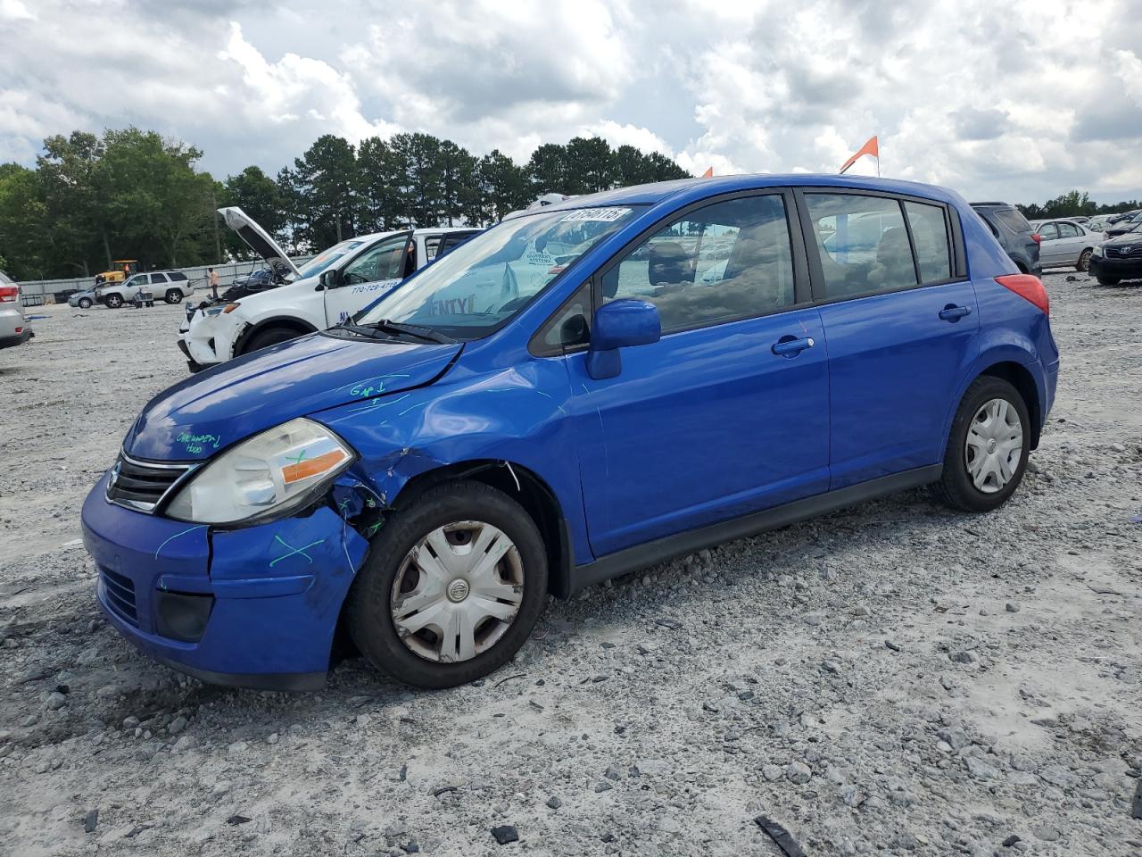 NISSAN VERSA S