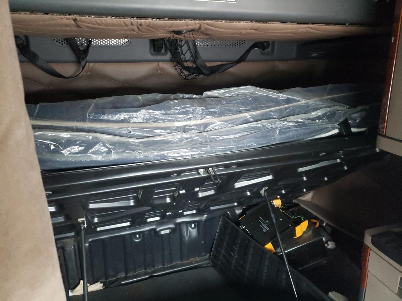 Lot #3279670917 2014 FREIGHTLINER CASCADIA 1