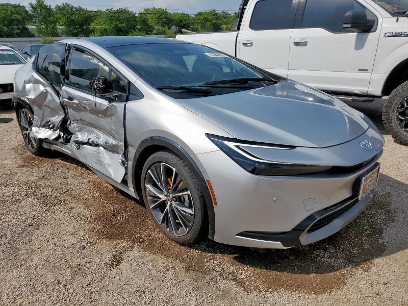Vin: jtdacaau3r3043164, lot: 59111555, toyota prius le 20244