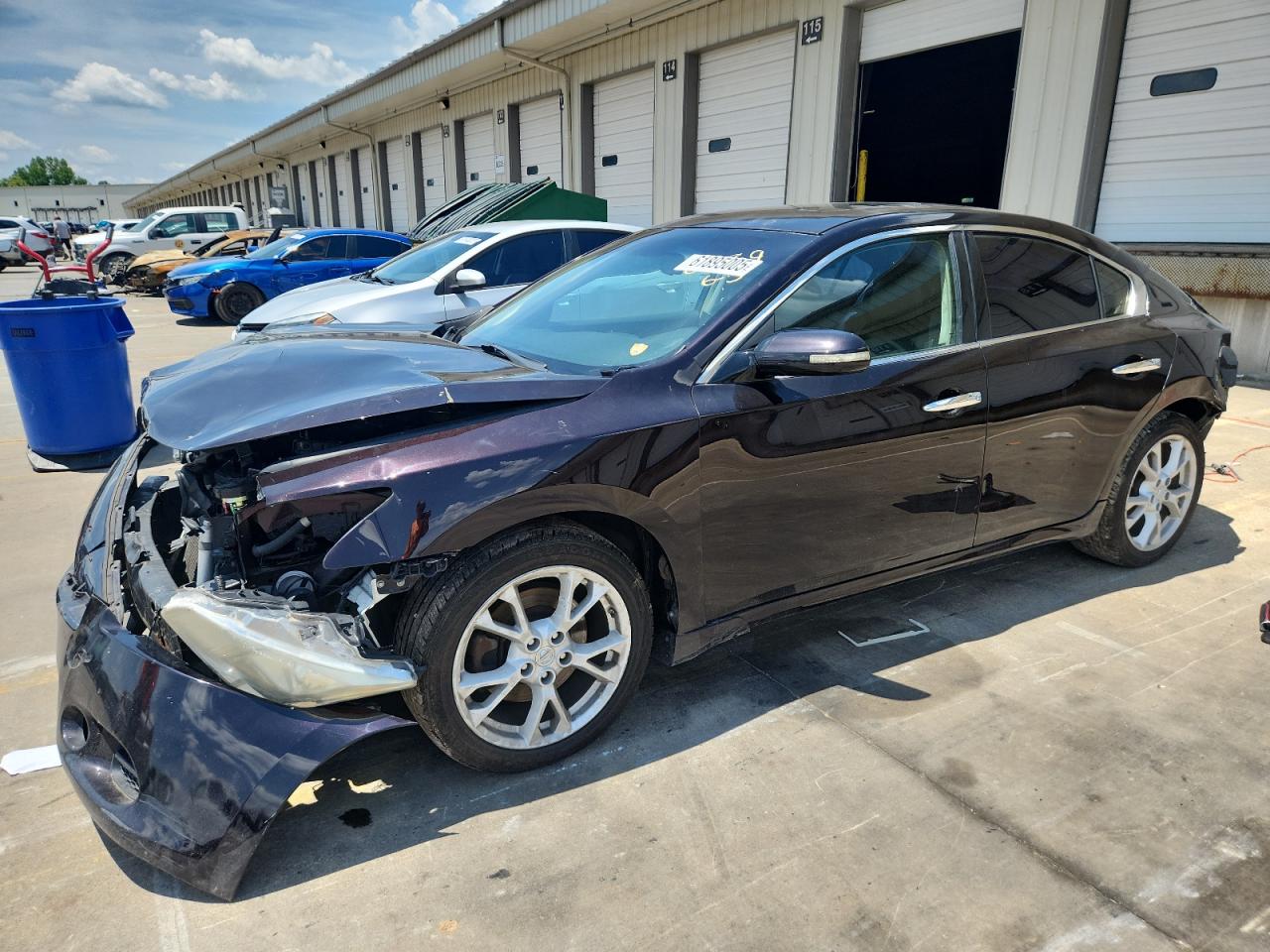 NISSAN MAXIMA S