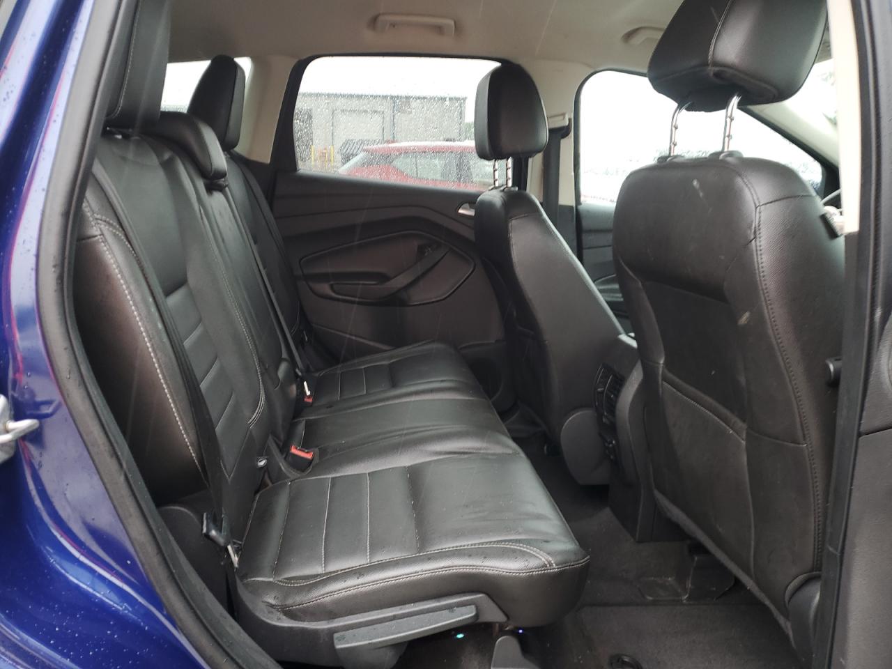 FORD ESCAPE TITANIUM