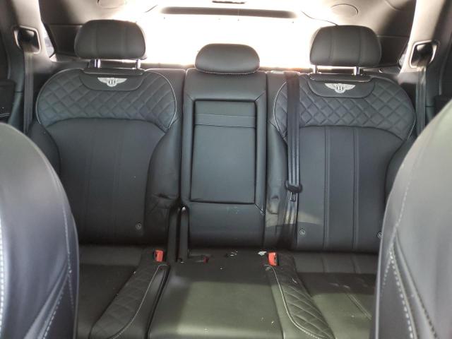 2017 BENTLEY BENTAYGA SJAAC2XV6HC015930