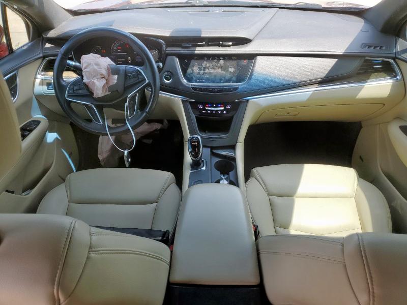2018 CADILLAC XT5 1GYKNARS8JZ101105