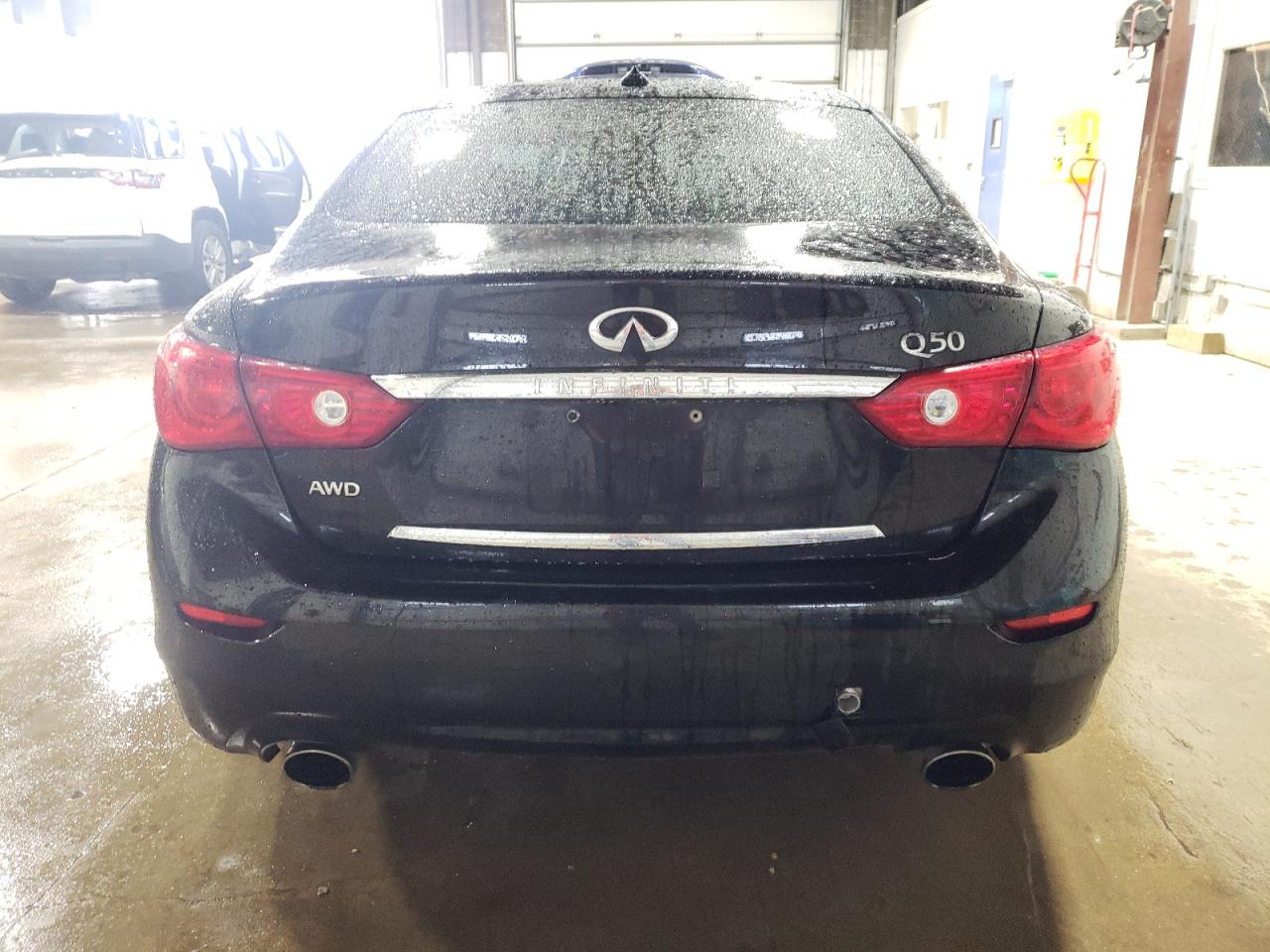 INFINITI Q50 HYBRID PREMIUM