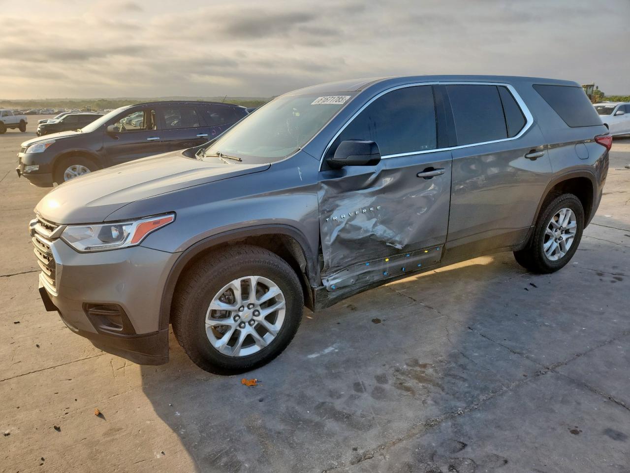 CHEVROLET TRAVERSE LS