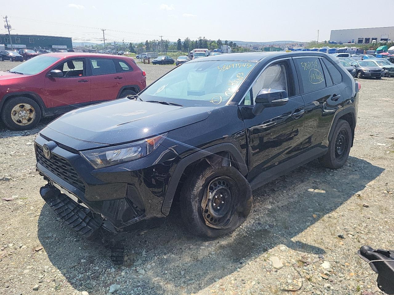 TOYOTA RAV4 LE