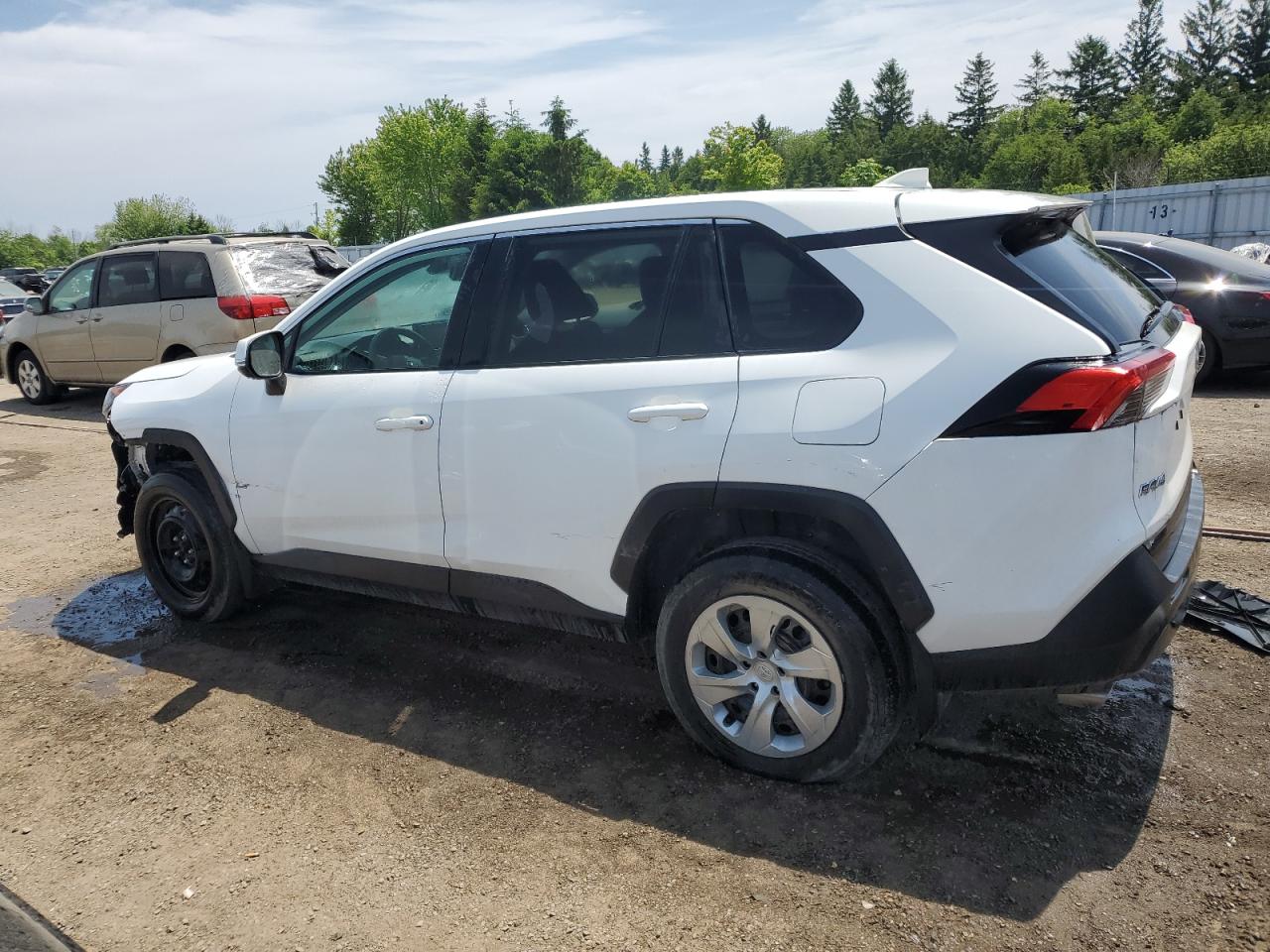 TOYOTA RAV4 LE