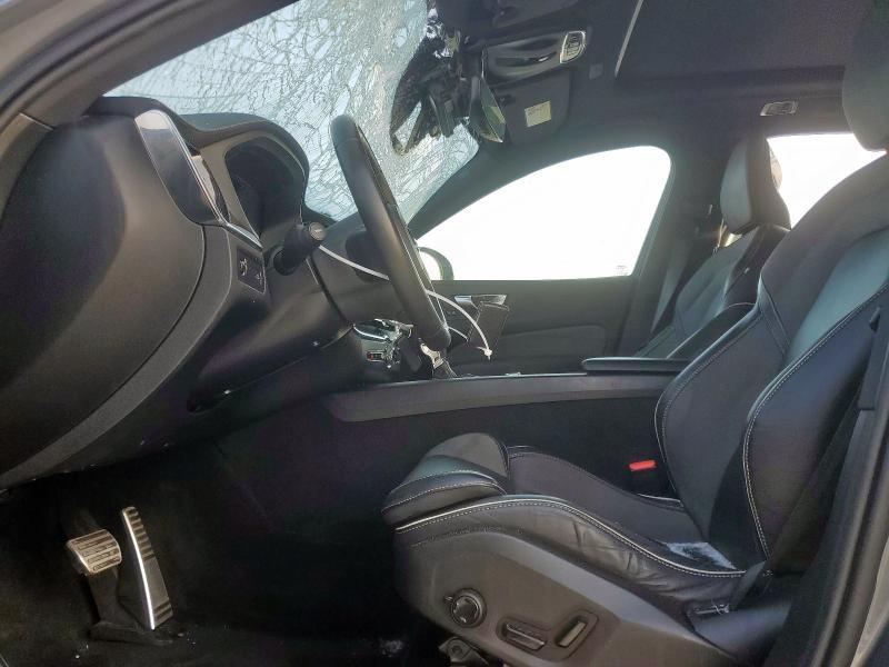 2021 VOLVO XC60 T6 R- YV4A22RMXM1732763