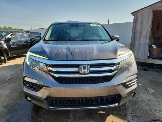 2017 HONDA PILOT TOUR - 5FNYF6H94HB075904