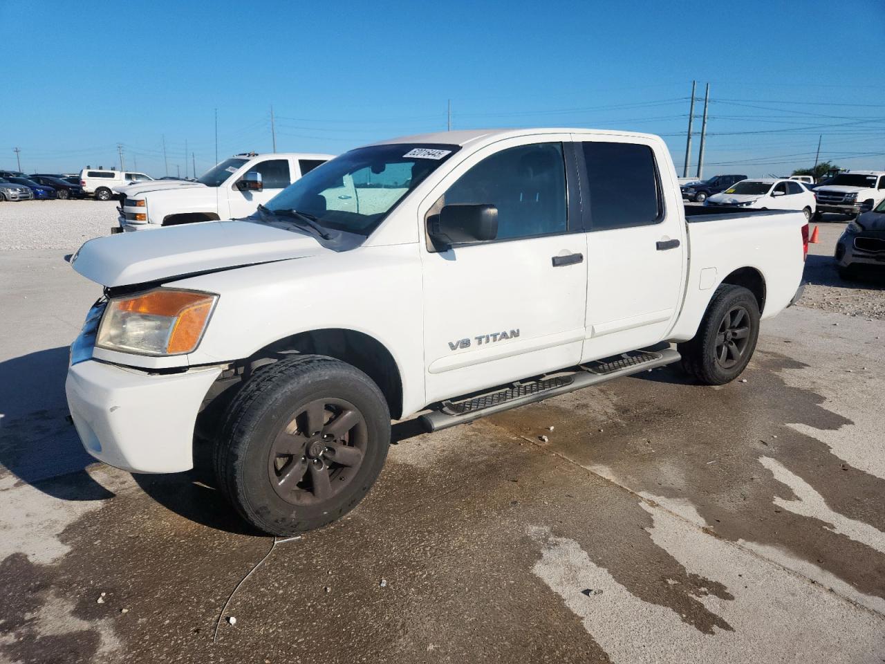 NISSAN TITAN S