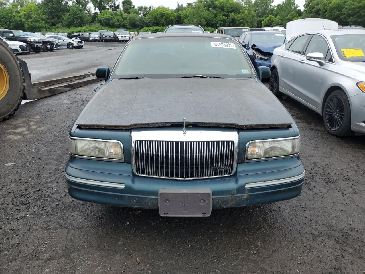 Lot #3281396983 1995 LINCOLN TOWN CAR E