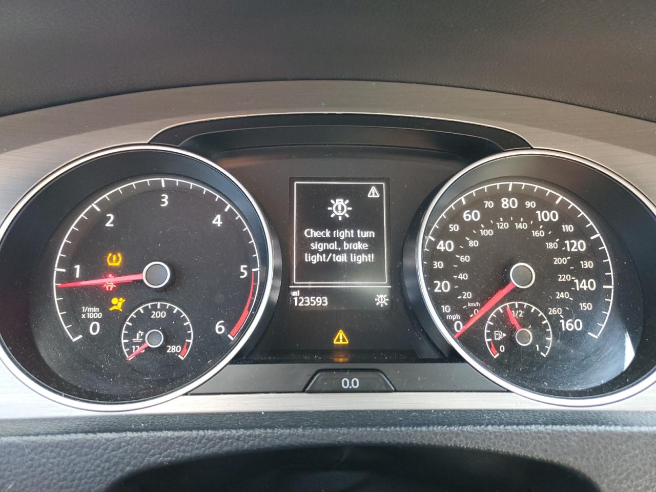 VOLKSWAGEN GOLF SPORTSVAN TDI S