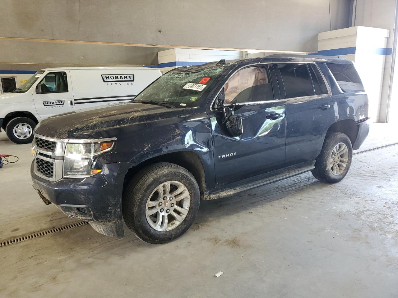 CHEVROLET TAHOE C1500 LS