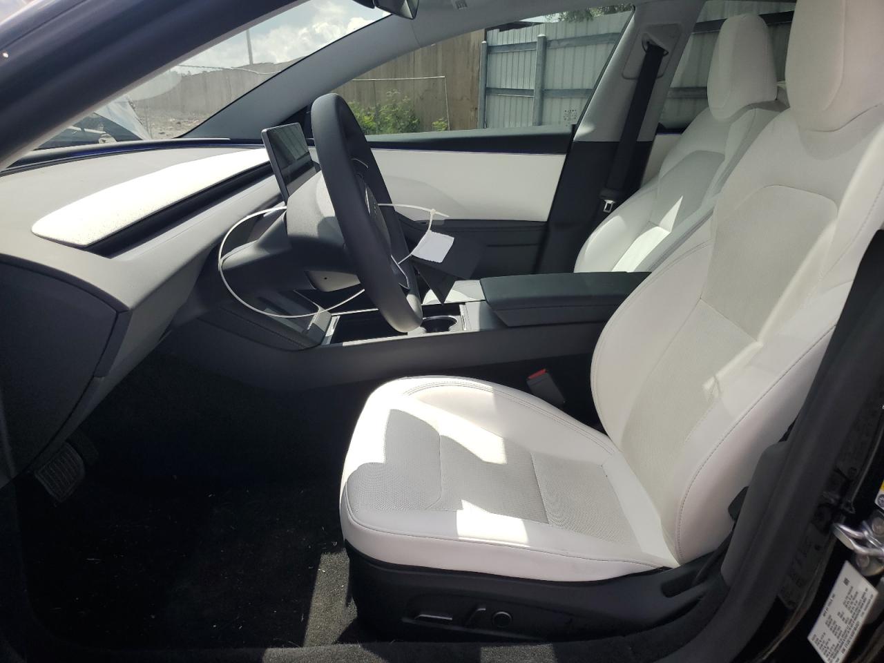 Tesla Model 3 2025