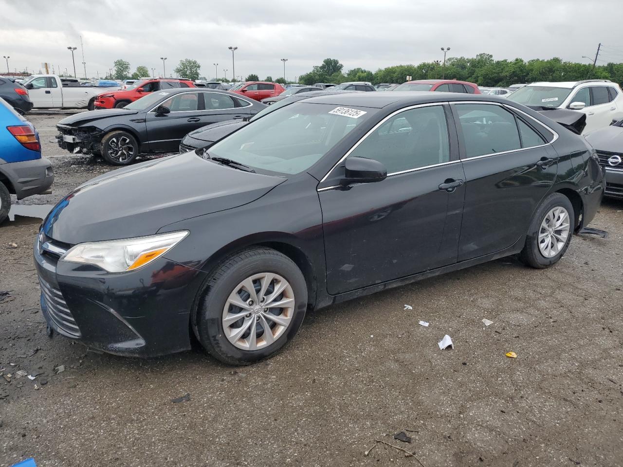 TOYOTA CAMRY LE