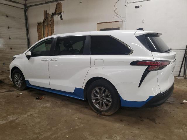 2021 TOYOTA SIENNA LE 5TDKSKFC7MS023634