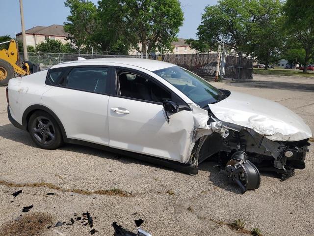 Vin: 3kpft4de8se074369, lot: 61045785, kia k4 lx lx 20254