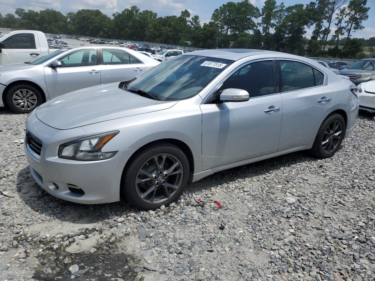 NISSAN MAXIMA S