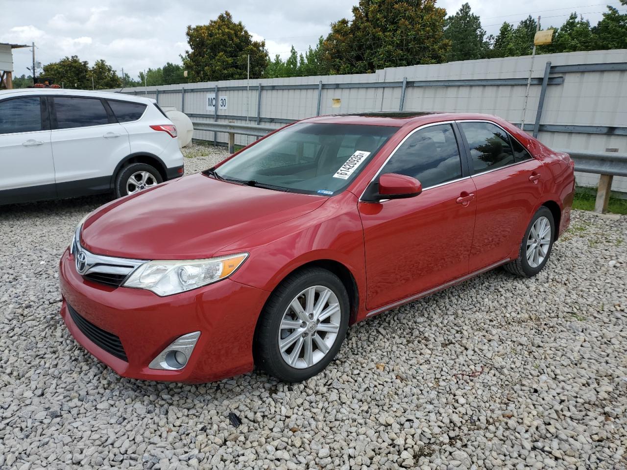 TOYOTA CAMRY BASE