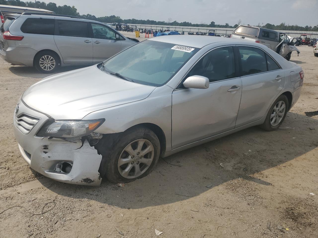 TOYOTA CAMRY BASE
