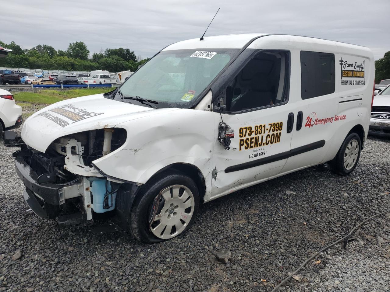 RAM PROMASTER SLT