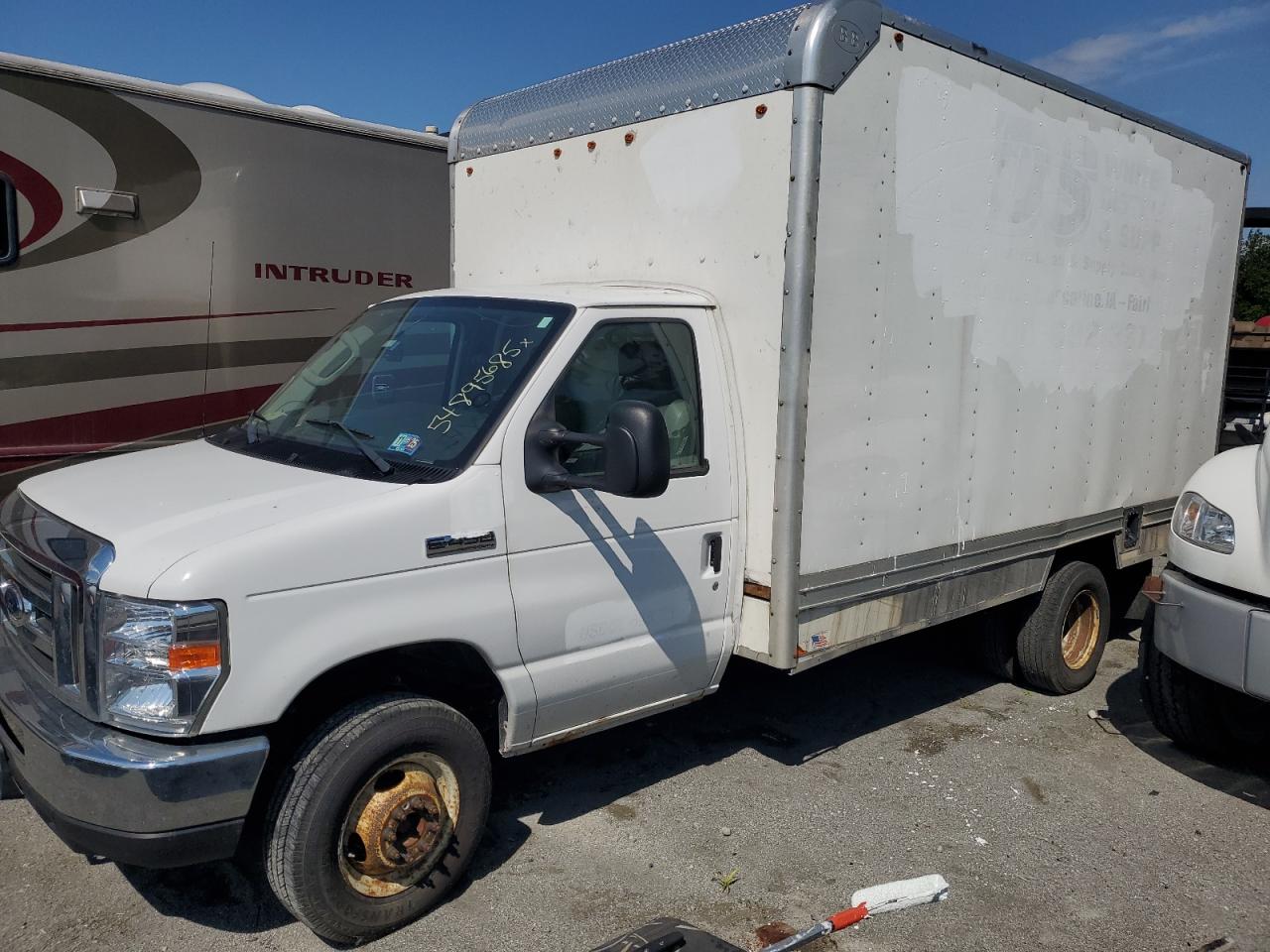 FORD ECONOLINE E450 SUPER DUTY CUTAWAY VAN