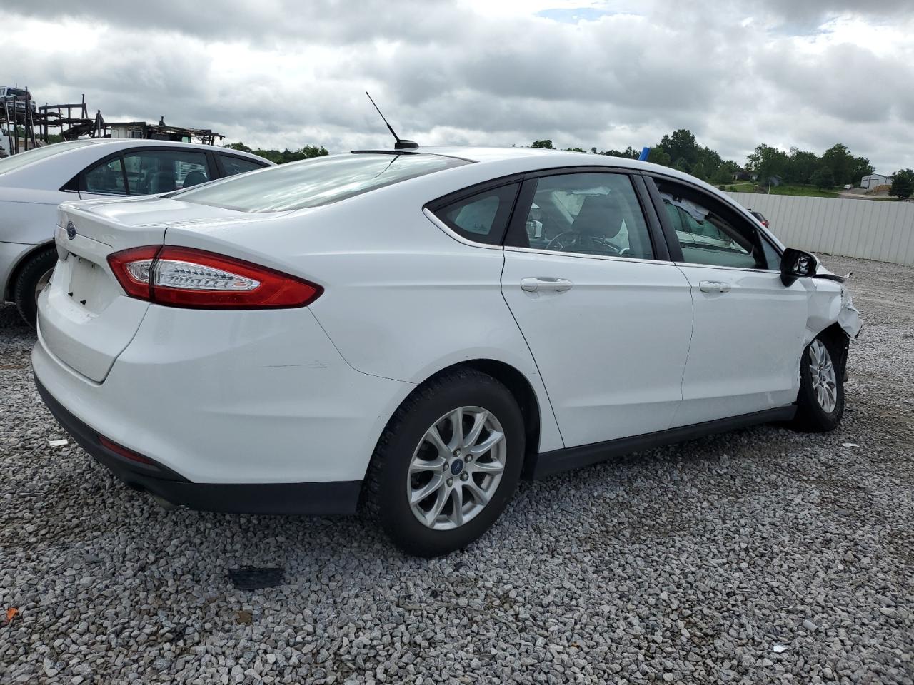 FORD FUSION S
