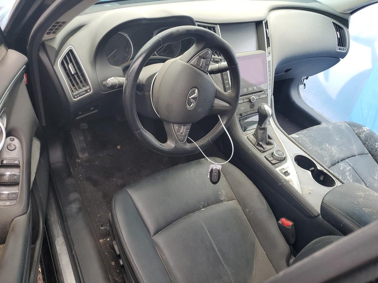 INFINITI Q50 PREMIUM