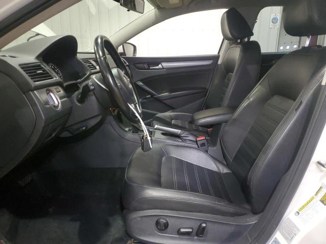 2015 VOLKSWAGEN PASSAT SE 1VWBT7A31FC023826