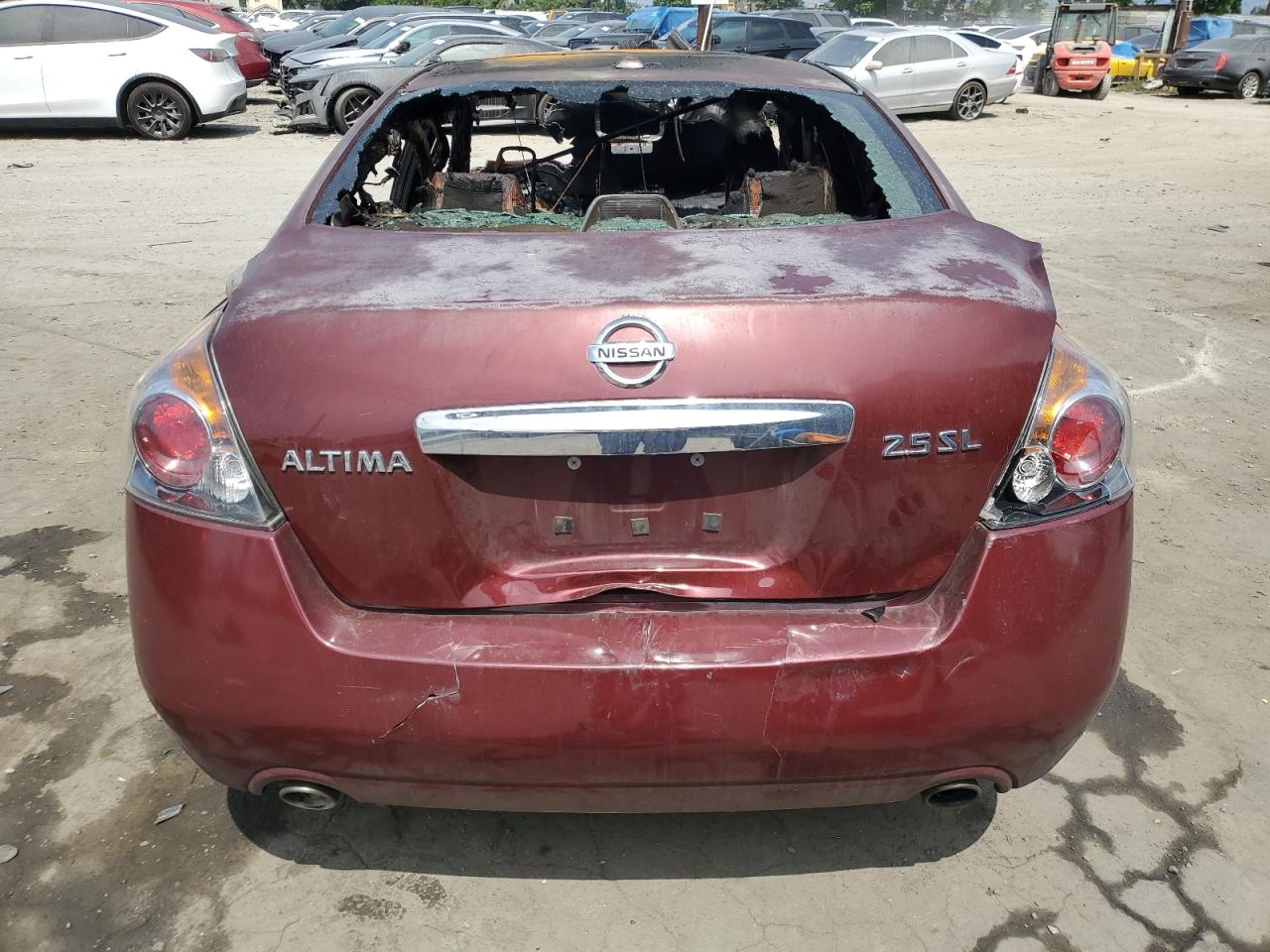 NISSAN ALTIMA BASE