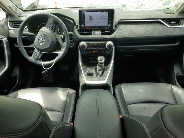 2019 TOYOTA RAV4 XLE P - JTMA1RFVXKD023953